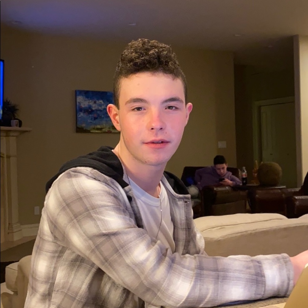 Meet your Posher, Shelly